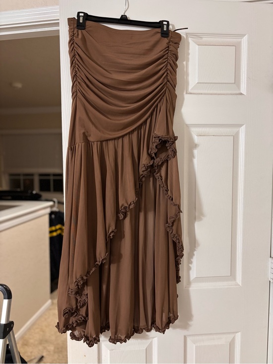 12th Tribe Dresses & Skirts - NWT💕🌷12th Tribe Brown High-Low Ruffled Skirt